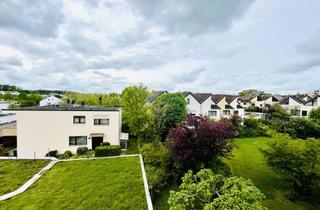 Wohnung kaufen in Freiburger Allee 38, 71034 Böblingen, Sehr helle, gerade renovierte 2,5 bis 3-Zimmer-Wohnung