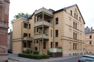 Wohnung kaufen in Martin-Luther-Strasse, 04600 Altenburg, Sie suchen - Wir haben ! Schicke 3-Raumwohnung im 2. OG wartet auf Käufer