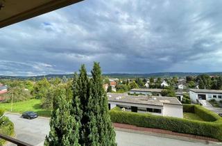 Wohnung kaufen in 74182 Obersulm, Attraktive 3,5-Zimmer-Wohnung in Obersulm-Willsbach // Einzelgarage + EBK // sofort bezugsfrei