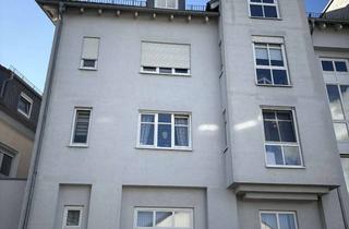 Wohnung kaufen in 61440 Oberursel (Taunus), 3,5-Zimmer-Dachgeschosswohnung mit tollem Blick / ohne Makler