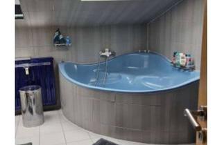 Wohnung kaufen in Hauptstraße 18a, 85659 Forstern, Modernisierte 5-Zimmer-Wohnung mit Dachterrasse und EBK in ForsternKEINE MAKLERANGEBOTE!