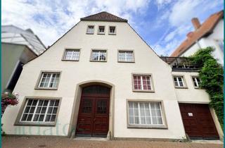 Wohnung kaufen in 49074 Innenstadt, Einzigartige Maisonette-Wohnung mit gotischem Steinwerk in der Osnabrücker Altstadt