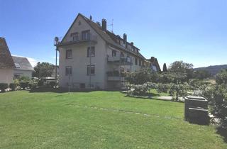 Wohnung kaufen in 78345 Moos, Stilvolle Dachgeschosswohnung mit Seeblick.