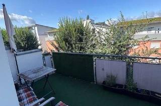 Wohnung kaufen in Scheffelweg, 73614 Schorndorf, Charmante Dachgeschosswohnung mit Balkon in Schorndorf