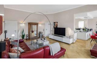 Wohnung kaufen in 76530 Innenstadt, Stilvolle Altbauwohnung mit Südwestbalkon in Premiumlage am Annaberg