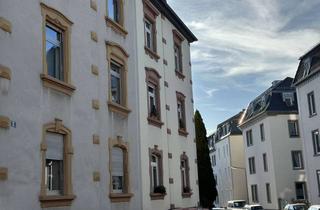 Wohnung kaufen in Lindenau, 60433 Eschersheim, AM WEISSEN STEIN: Leerstehende 3 Zimmerwohnung im 1. OG mit Balkon