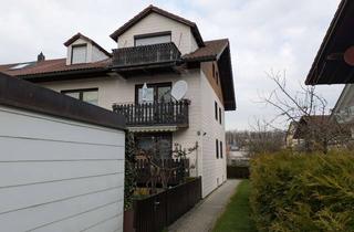 Wohnung kaufen in 84478 Waldkraiburg, Geräumige Wohnung mit Balkon und Gartennutzung