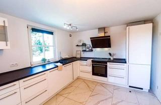 Wohnung kaufen in Friedrich-Von-Büren-Str. 22, 73116 Wäschenbeuren, Renovierte Wohnung mit Garten und Hobbyraum in Wäschenbeuren zu verkaufen