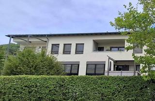 Wohnung kaufen in 72800 Eningen, Wunderschöne EG-Wohnung - separater Eingang - Terrasse - Gartennutzung - Keller - Garage - Terrasse