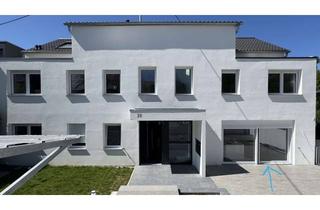 Wohnung kaufen in 71063 Sindelfingen, Neubau-Raumwunder auf 2 Ebenen – überraschend viel Platz