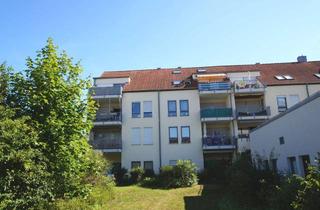 Wohnung kaufen in 92318 Neumarkt, Charmante Dachgeschosswohnung in guter Lage