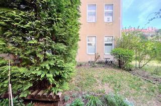 Wohnung kaufen in 13595 Spandau, Modernisierte Altbauwohnung mit Gartenrecht in Spandau WILHELMSTADT | aktuell vermietet