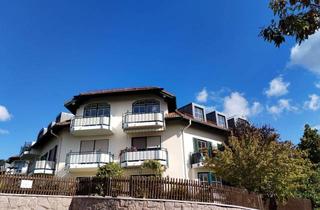 Wohnung kaufen in 01445 Radebeul, hübsche 2-Raumwohnung mit Terrasse und TG-Stellplatz in der Niederlößnitz zur Kapitalanlage