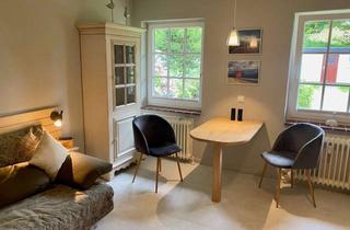 Wohnung kaufen in 25836 Vollerwiek, Ferienwohnung unter Reet bei St. Peter Ording