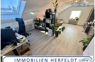 Wohnung kaufen in 86456 Gablingen, Schöne 2-Zimmer-Dachgeschosswohnung mit großem Garten & Garage – ideal für Anleger & Eigennutzer