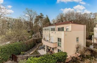 Penthouse kaufen in 61462 Königstein, Lichtdurchflutete 3-Zimmer Penthousewohnung in Zweifamilienhaus /Tiefgarage / GEDÄMMT / Parkett