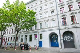 Wohnung kaufen in Manteuffelstraße 49, 10999 Kreuzberg, Kapitalanleger aufgepasst: VERMIETETE 3-Zimmer-Wohnung in Kreuzberg – Paul-Lincke-Ufer & SO36