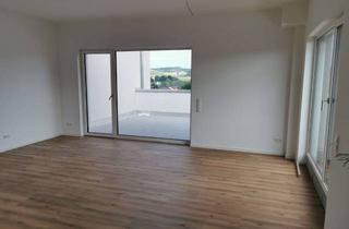 Wohnung kaufen in 35085 Ebsdorfergrund, Atelierwohnung mit Galerie-Charakter im Generationenpark - profitable Anlage
