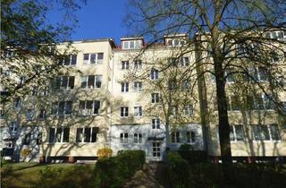 Wohnung kaufen in Sterndamm 34, 12487 Johannisthal, Geschmackvolle 2-Raum-Hochparterre-Wohnung, Wintergarten, Wannenbad, gut vermietet