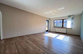 Wohnung kaufen in 75177 Nordstadt, PF-Nord: Bezugsfreie, modernisierte 3-Zimmerwohnung mit Balkon u. TG-Stellplatz