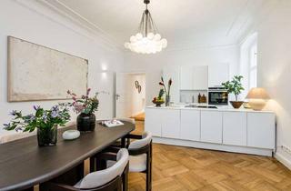 Wohnung kaufen in Schustehrusstraße 28, 10585 Charlottenburg, Altbau mit Seele – Stilvoll sanierte 5,5-Zimmer-Wohnung mit Eleganz und Raum für die ganze Familie!