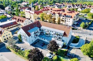 Wohnung kaufen in 01705 Freital, Charmante Dachgeschosswohnung mit großem Balkon und Weitblick in Freital-Pesterwitz!