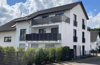 Wohnung kaufen in 66839 Schmelz, Exklusive, neuwertige Dachgeschosswohnung mit großem Balkon