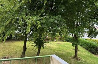 Wohnung kaufen in 32756 Detmold, Charmante 3-Zimmer-Wohnung mit Balkon in Detmold