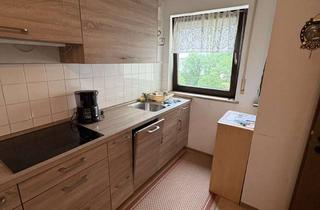 Wohnung kaufen in Augsburger Straße 37, 86343 Königsbrunn, Stilvolle 2-Zimmer-Wohnung mit Balkon und Einbauküche in Königsbrunn