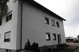 Wohnung kaufen in Rottlandweg 17, 32278 Kirchlengern, 4-Zimmer Dachgeschosswohnung in Kirchlengern mit Balkon und Garage mit Stromanschluss