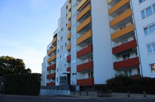 Wohnung kaufen in 63477 Maintal, Großzügige 3-Zimmer Wohnung mit Balkon und Tiefgarage in zentraler Lage