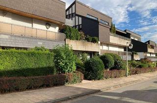 Wohnung kaufen in 31812 Bad Pyrmont, 2-Zi Eigentumswohnung in attraktiver Lage: 81 m² , ca. 15 m² Balkon, Garage