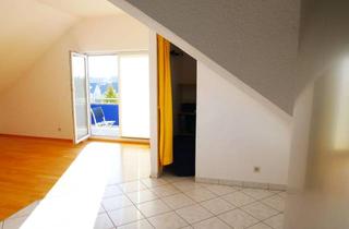 Wohnung kaufen in 89233 Neu-Ulm, Über den Dächern von Pfuhl: 3 Zimmer Dachgeschoßwohnung mit Südbalkon in Neu-Ulm, Pfuhl