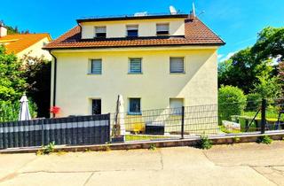 Wohnung kaufen in 75365 Calw, Schöne, gut geschnittene 3-Zimmer-Wohnung in Halbhöhenlage Calw zu verkaufen - zentrumsnah