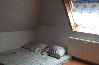 Wohnung kaufen in Wildbader Str. 26, 75217 Birkenfeld, Charmante 3-Zimmer-Dachgeschosswohnung in Birkenfeld – Kapitalanlage