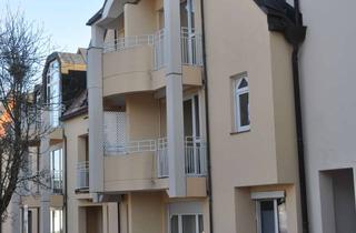 Wohnung kaufen in Ludwig-Festl-Straße, 85604 Zorneding, Provisionsfrei: 2,5-Zimmer-Galeriewohnung mit Balkon und EBK in Zorneding