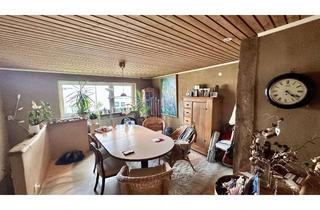 Wohnung kaufen in In Der Ecke 10, 63825 Sommerkahl, Stilvolle, geräumige 3-Zimmer-Wohnung mit Balkon in Sommerkahl