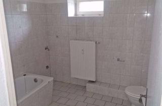 Wohnung kaufen in 08340 Schwarzenberg, RENDITEOBJEKT MIT CHARME: RENOVIERUNGSBEDÜRFTIGE 2-ZIMMER-WOHNUNG IN RUHIGER LAGE