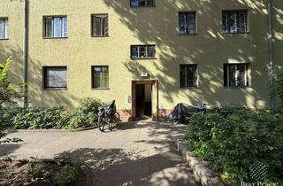 Wohnung kaufen in Laehr'scher Jagdweg 30, 14167 Zehlendorf, Wohnen im Grünen mit Potenzial: Optimal geschnittene Wohnung unweit des Heinrich-Laehr-Parks!