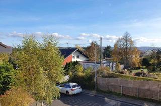 Wohnung kaufen in 55743 Idar-Oberstein, Attraktive 4-Zimmer-Wohnung mit Südbalkon, EBK und Garage in Idar-Oberstein Höhenlage!