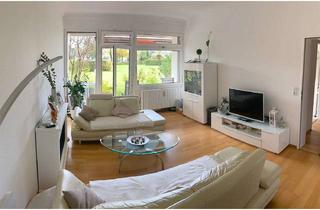 Wohnung kaufen in 82538 Geretsried, Helle 2-Zimmer-Erdgeschosswohnung mit großer, sonniger SW-Terrasse vor weitläufiger Grünanlage