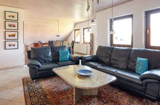 Wohnung kaufen in 76689 Karlsdorf-Neuthard, 3 Zimmer Dachgeschosswohnung mit Balkon