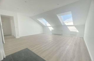 Wohnung kaufen in 68766 Hockenheim, Stilvolle 2-Raum-DG-Wohnung komplett Saniert in Hockenheim