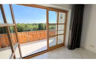 Wohnung kaufen in 96163 Gundelsheim, Attraktive 4 Zimmer Eigentumswohnung über zwei Etagen mit Süd-West-Balkon und großem Gartenanteil