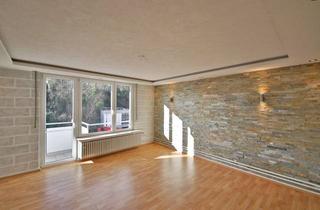 Wohnung kaufen in 75173 Südweststadt, Wohlfühlen mit Ausblick – Gepflegte 3-Zimmer-Wohnung mit Balkonfreiheit, zentral gelegen