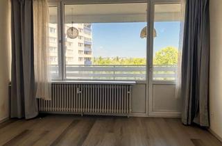 Wohnung kaufen in Hermann-Steinhäuser-Straße 17, 63065 Offenbach, Festpreis! Wohnung in OF Zentrum: Sanierte Ein-Zimmer-Wohnung (Kauf!) zum Sofortbezug