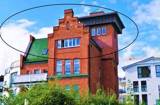 Wohnung kaufen in Hafenstrasse 11, 18546 Sassnitz, Einmalig: Panorama Meerblick von Turmplattform Maisonette in historischem Seelotsenturm