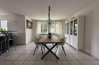 Wohnung kaufen in 77746 Schutterwald, Wohnung mit Wow-Faktor – eigener Pool, 5,5 Zimmer & sonnige Terrasse