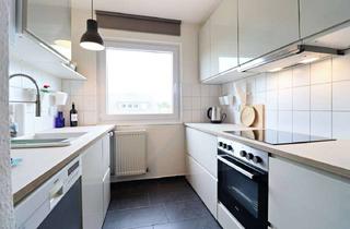 Wohnung kaufen in 25813 Husum, Renovierte Dachgeschosswohnung in Husum – sofort bezugsfrei mit Stellplatz und Glasfaseranschluss