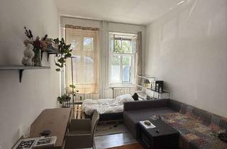 Wohnung kaufen in Siegfriedstraße, 12051 Neukölln, Barrierefreier Altbautraum mit Substanz – 3-Zimmer-Wohnung in Berlin-Neukölln